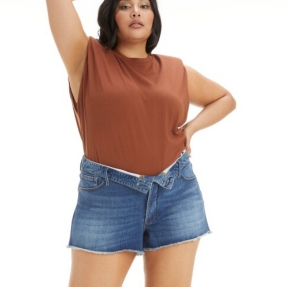 Good American Pants - Good American Cut-off Fold Over Waistband Jeans